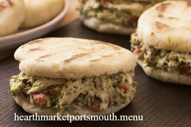 Menjelajahi Kelezatan Arepas Khas Venezuela